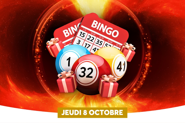 Visuel de bingo festif sur fond rouge et orange incandescent, avec halos lumineux et particules scintillantes, mettant en sc�ne deux cartons de bingo rouges et trois grosses boules brillantes (bleue n�1, rouge n�32, jaune n�41) entour�es de petits cadeaux rouges � rubans roses. Un bandeau dor� en bas de l'image affiche la mention � JEUDI 8 OCTOBRE